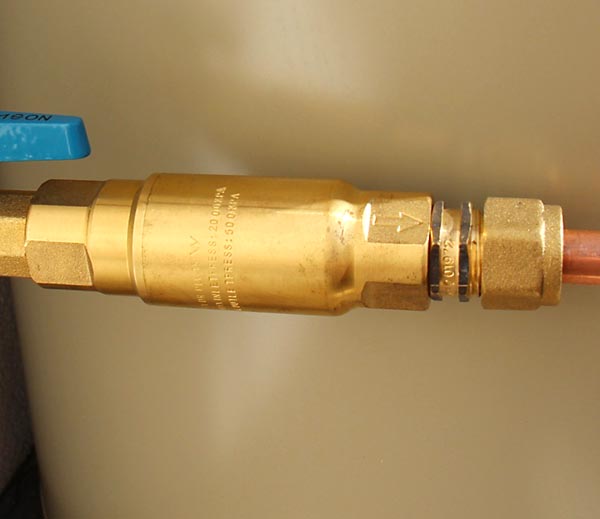 pressure limiting valve close up